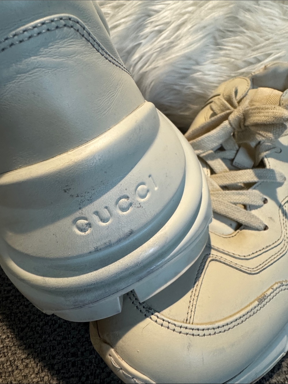 Gucci autentic Cream Leather Chunky Sneakers with Green and Red Stripe - Picture 6 of 12